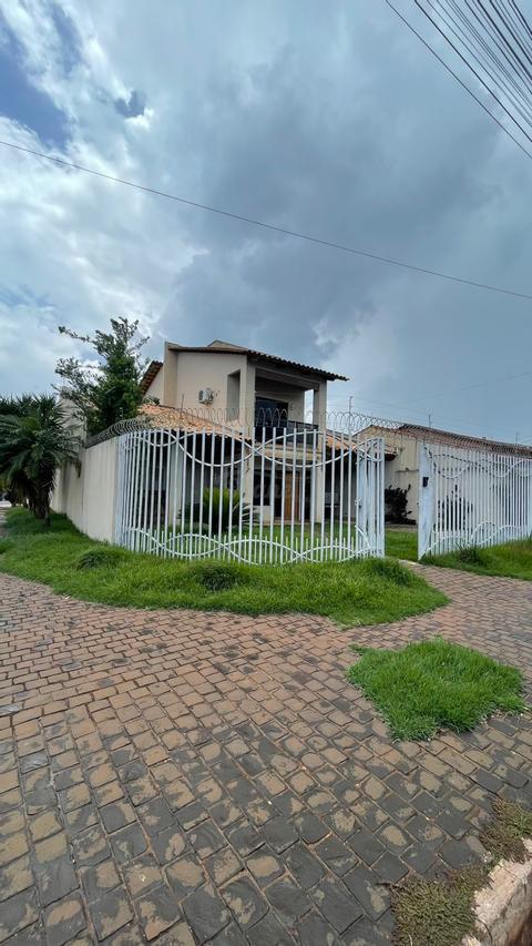 Sobrado para alugar em Jataí, Divino Espírito Santo, com 4 quartos